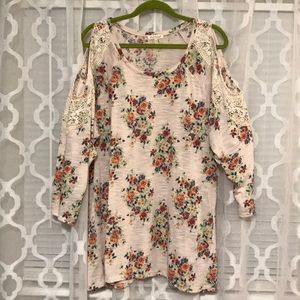 Plus size blouse (size 3x)